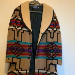 PENDELTON HIGH GRADE WESTERN WEAR MENS COAT - rare print size 42 - Price firm!